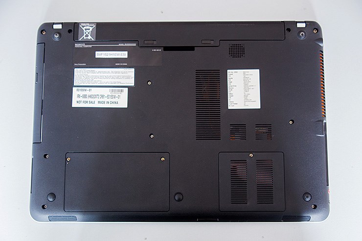 Sony Vaio Fit 15 (16).jpg